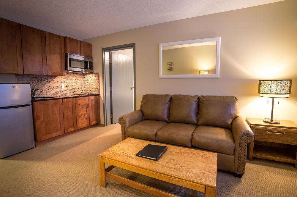 Prestige Hudson Bay Lodge & Conference Centre, Worldhotels Crafted Collection Smithers Exterior foto